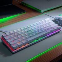 Semana Gaming en MediaMarkt: Este teclado gaming compacto de formato 60% tiene ahora un preciazo 